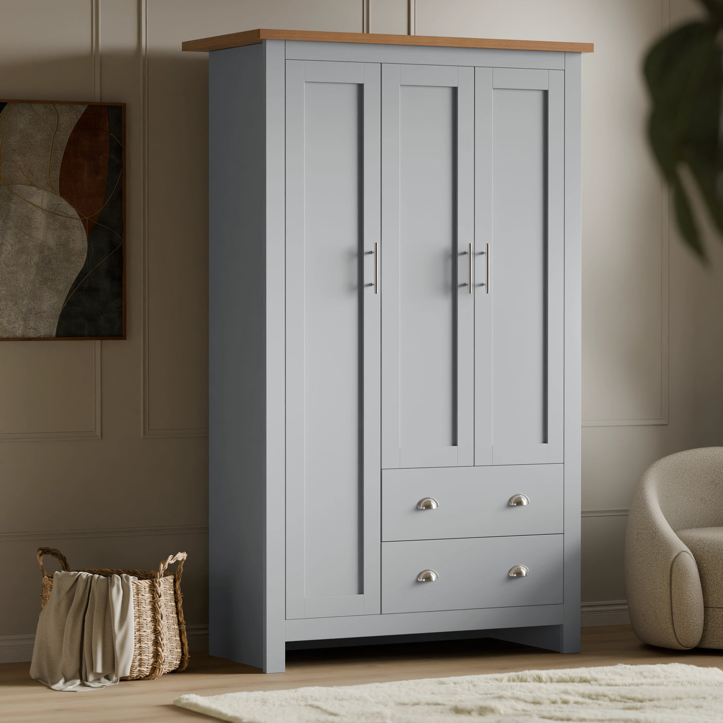 Shaker Triple Wardrobe With Shelves And Drawers