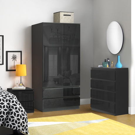 Elegant black bedroom sets for a stylish and contemporary bedroom makeover.