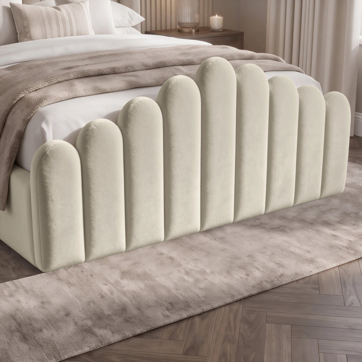 [Double | Beige] Close-up of matching scalloped velvet footboard with rounded vertical channels