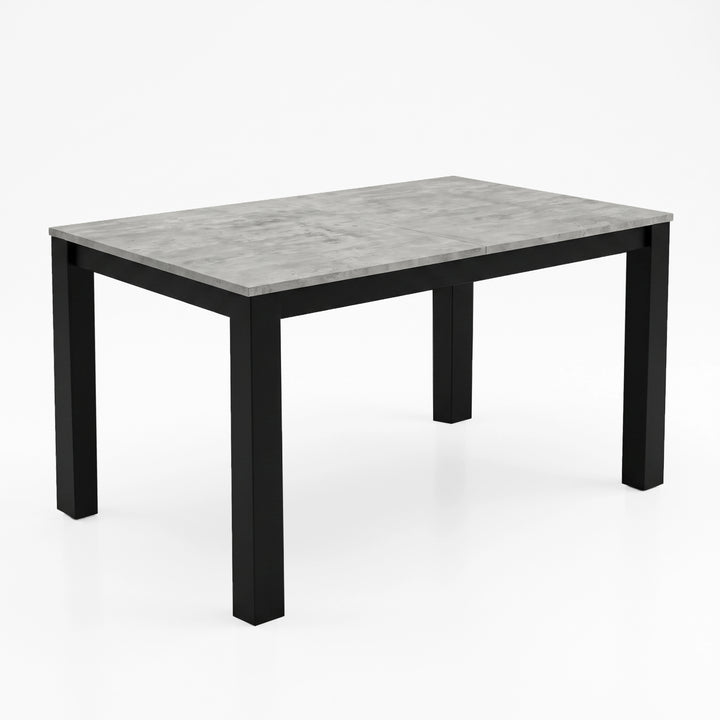 [140cm | Concrete] Closed 140cm extendable table with concrete-effect top, centre seam, black iron frame and four square legs