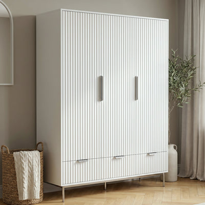 3 door wardrobes